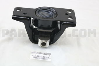 112104V00A INSULATOR