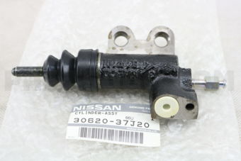 3062037J20 CYLINDER ASSY-CLUTCH OPERATING