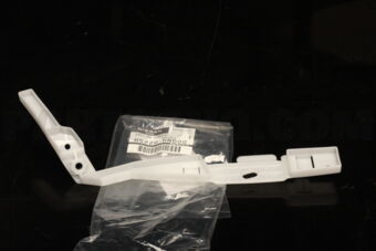 852266N600 BRACKET-REAR BUMPER SIDE,RH