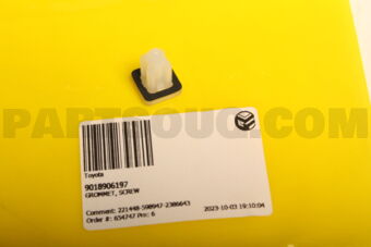 9018906197 Toyota GROMMET, SCREW