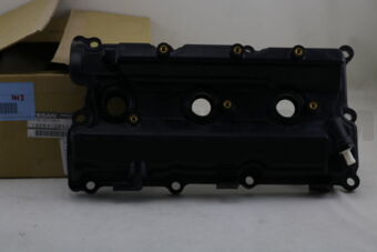 Nissan 132645W501 COVER ASSY-VALVE ROCKER