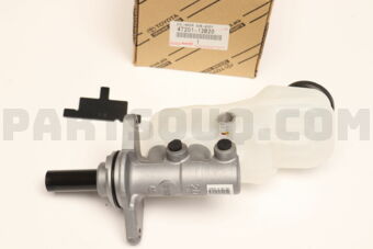 Toyota 4720112B20 CYLINDER SUB-ASSY, BRAKE MASTER