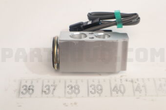 Toyota 8851560310 VALVE EXPANSION