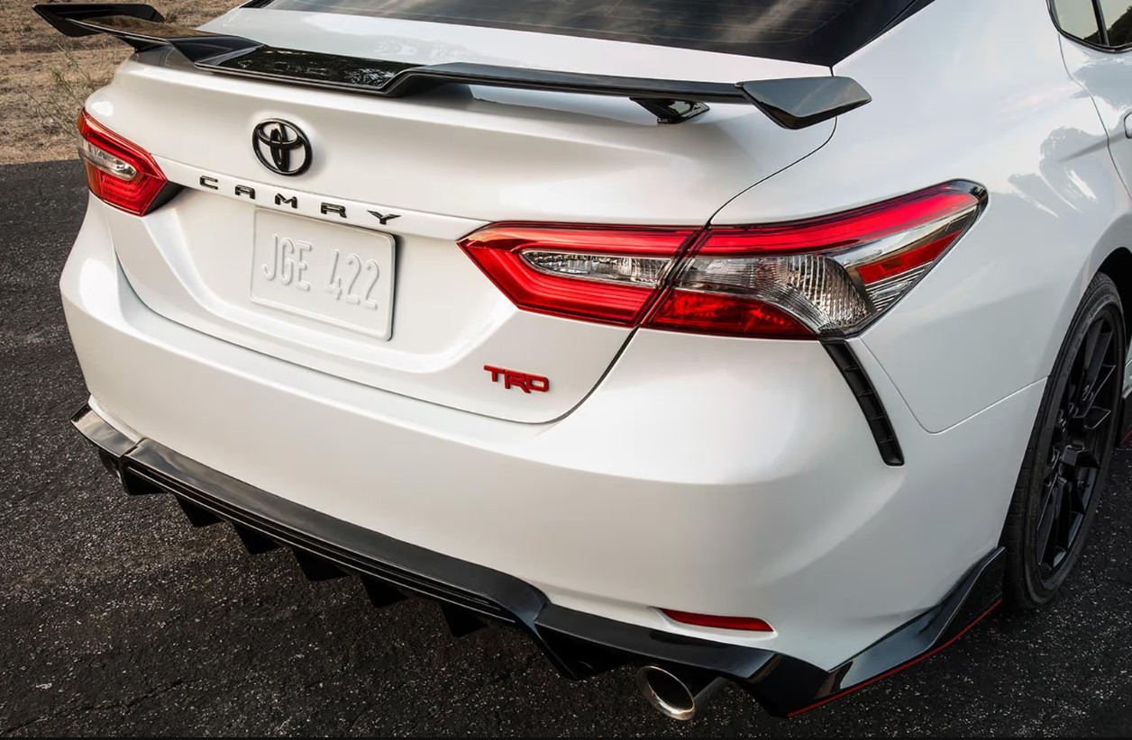 Which Camry Model Offers the Best Value